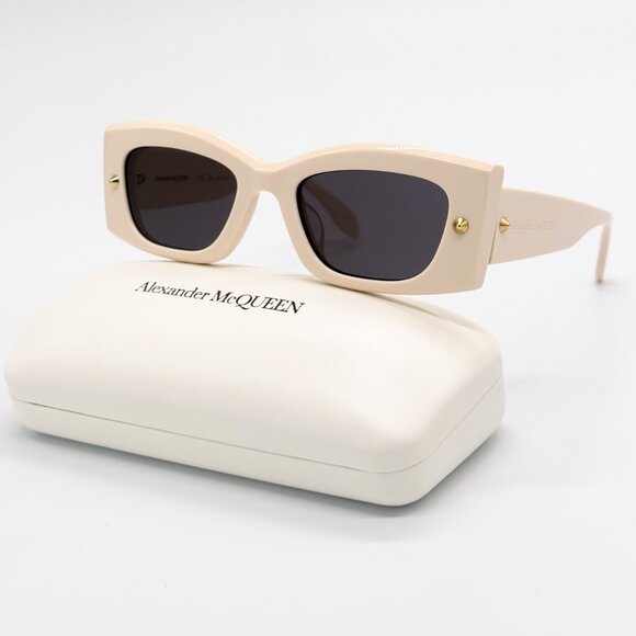 NEW ALEXANDER MCQUEEN AM0426S 005 IVORY SUNGLASSES ALEXANDER MCQUEEN - Picture 3 of 10